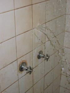 Bathroom-Tap-Leaking